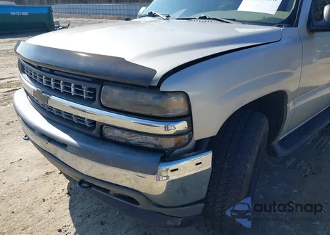 2005 Chevrolet Tahoe Ls z USA, uszkodzony, nr VIN 1GNEK13T75R158132
